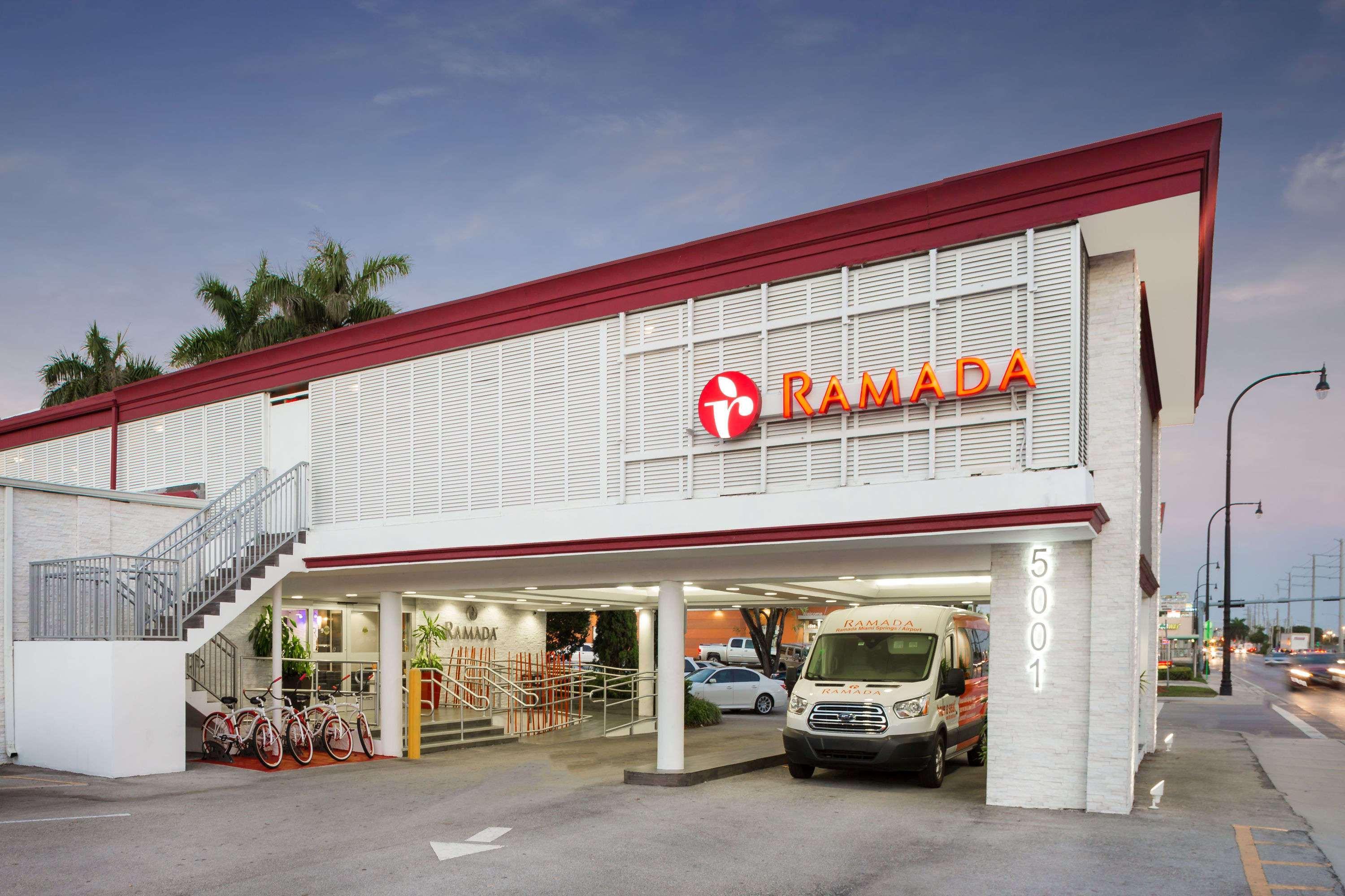 Ramada By Wyndham Miami Springs/Miami International Airport Hotel Ngoại thất bức ảnh