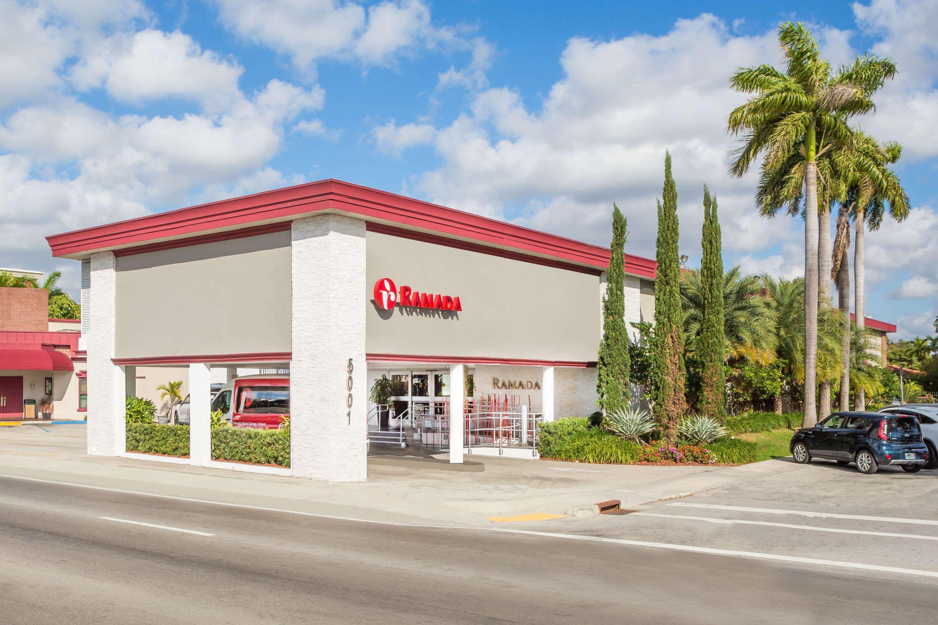 Ramada By Wyndham Miami Springs/Miami International Airport Hotel Ngoại thất bức ảnh
